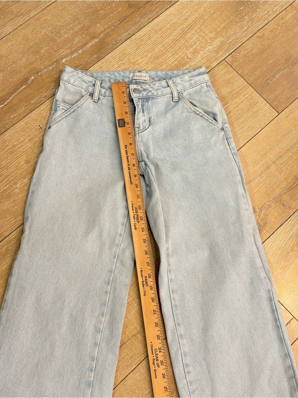 Casey Low Rise Baggy Jeans Size 24 Light Wash Wide Leg Y2K Skater denim - Picture 7 of 8